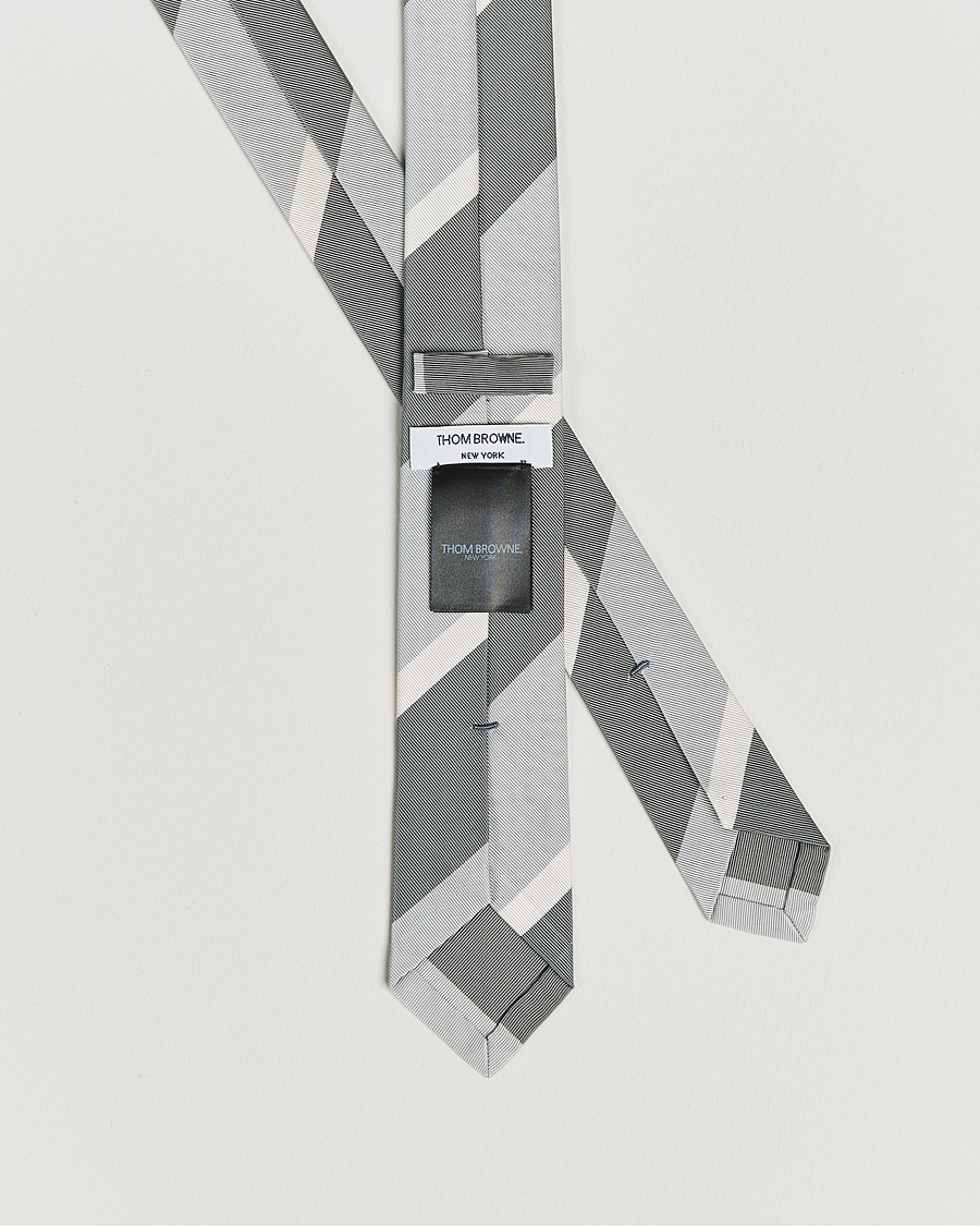 Herre | Thom Browne Wide Rep Stripe Tie Medium Grey | Thom Browne | Wide Rep Stripe Tie Medium Grey