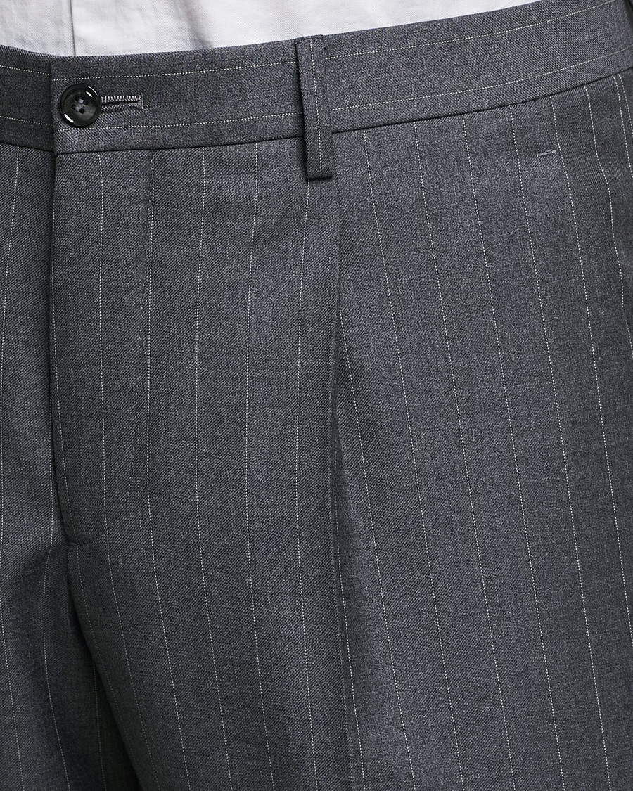 Herre | Dresser | Giorgio Armani | Pinstripe Double Breasted Suit Grey