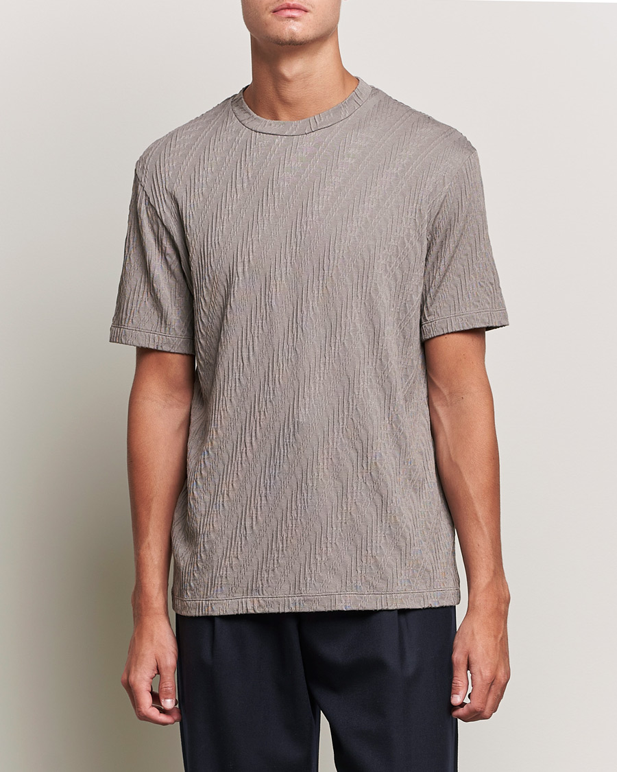 Herre | T-Shirts | Giorgio Armani | Cashmere Blend Chevron T-Shirt Beige