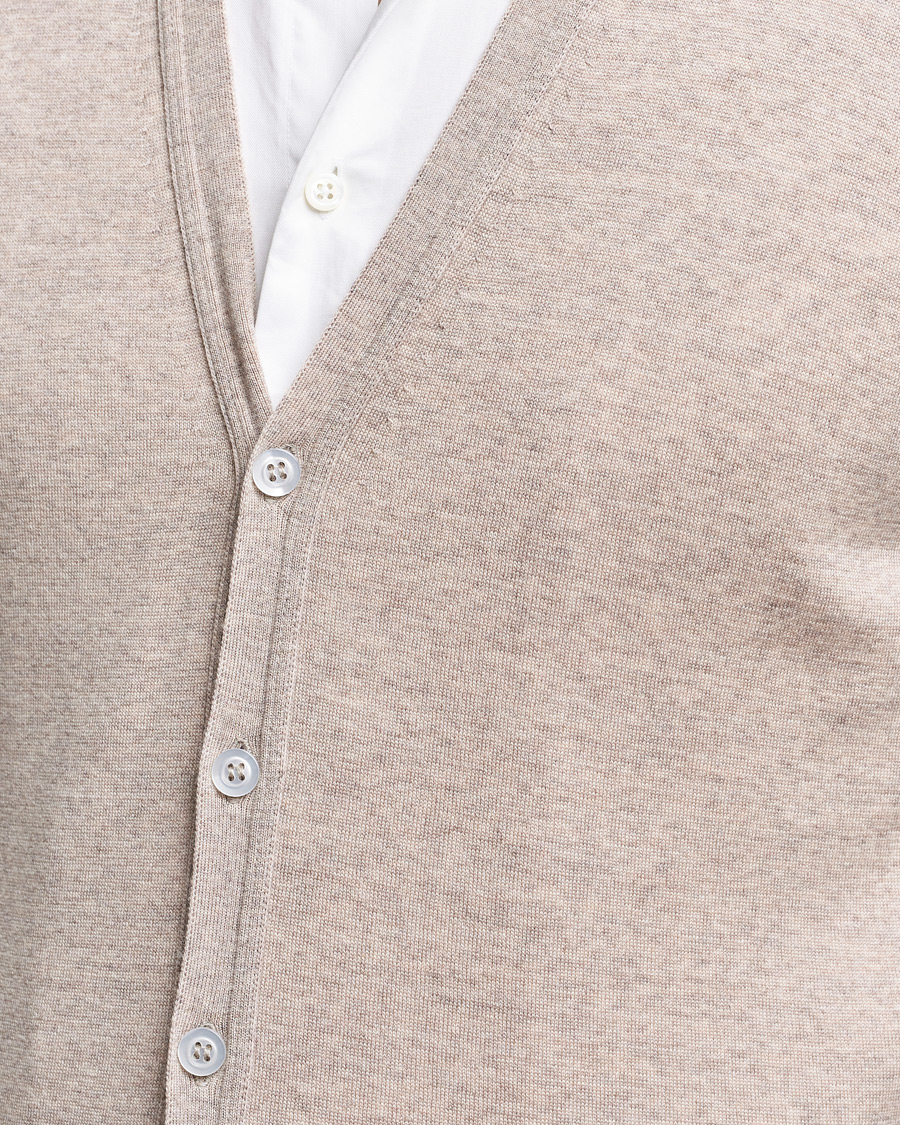 Herre | Gensere | John Smedley | Huntswood Slim Fit Waistcoat Soft Fawn