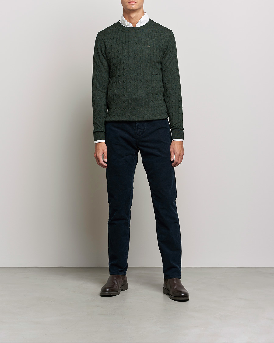 Herre | Gensere | Morris | Merino Cable Crew Neck Olive