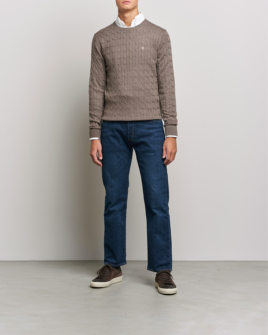 Herre | Gensere | Morris | Merino Cable Crew Neck Light Brown