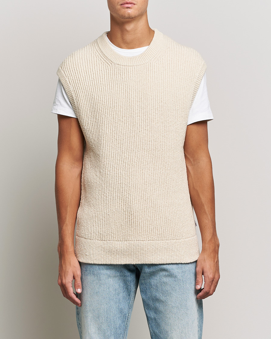 Herre | Gensere | NN07 | Jesse Ribbed Knited Vest Ecru