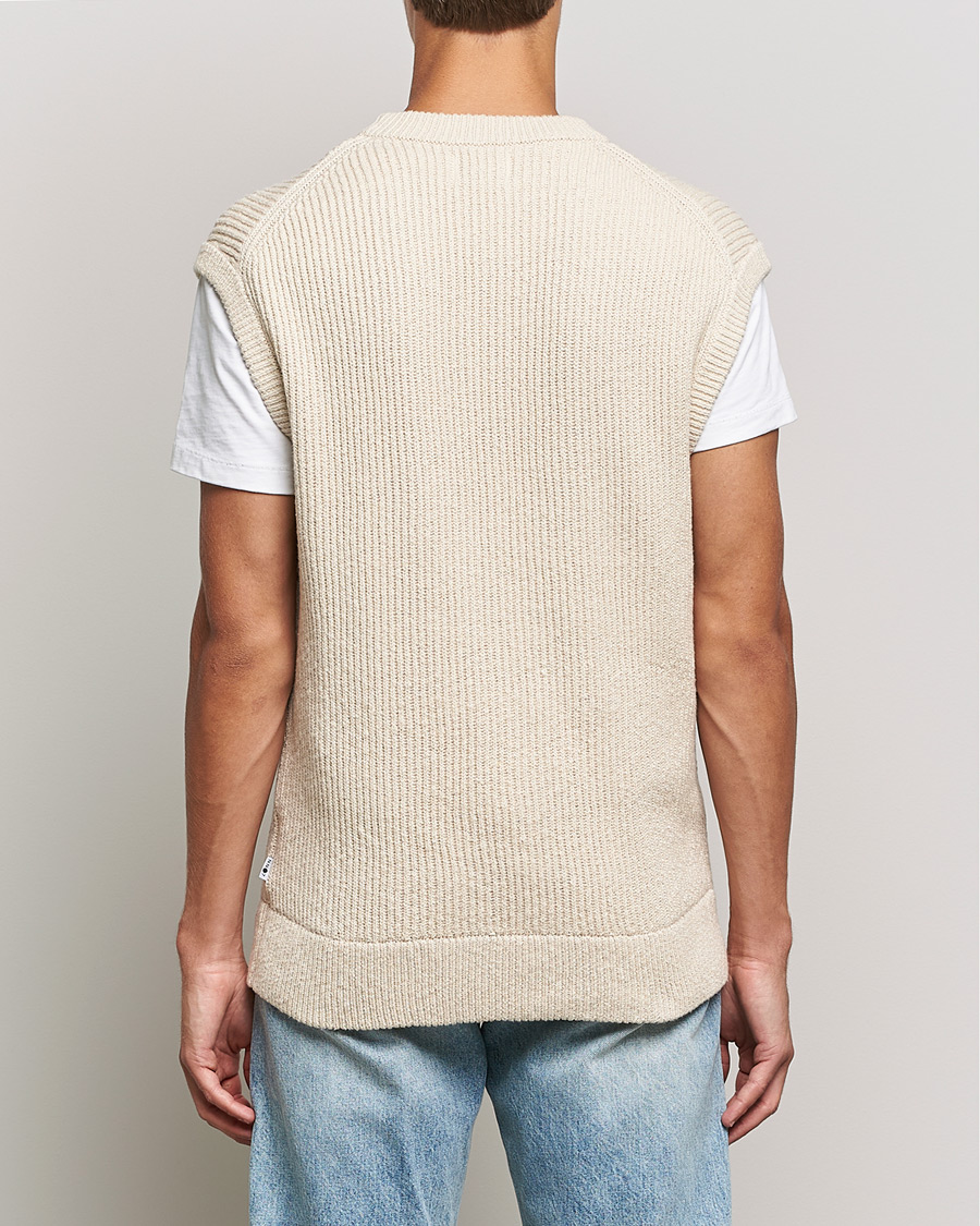 Herre | Gensere | NN07 | Jesse Ribbed Knited Vest Ecru