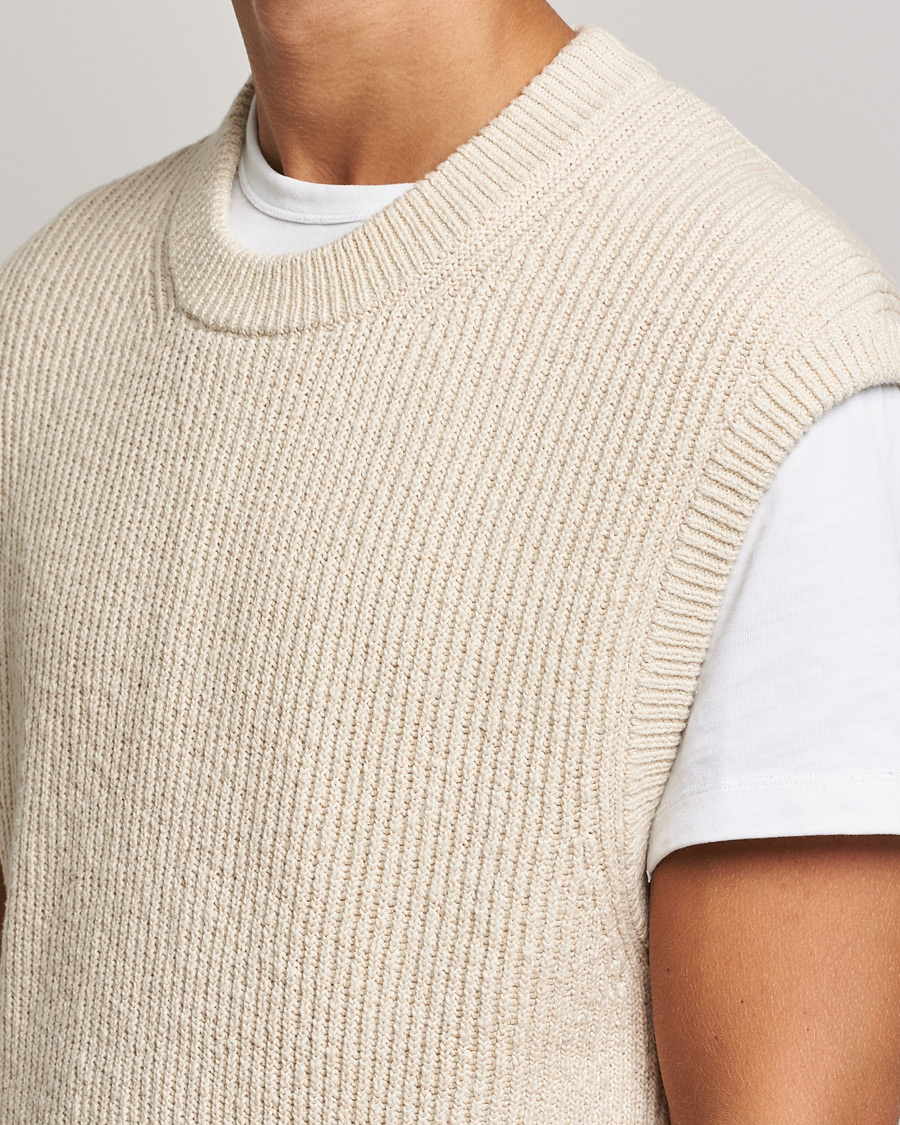 Herre | Gensere | NN07 | Jesse Ribbed Knited Vest Ecru