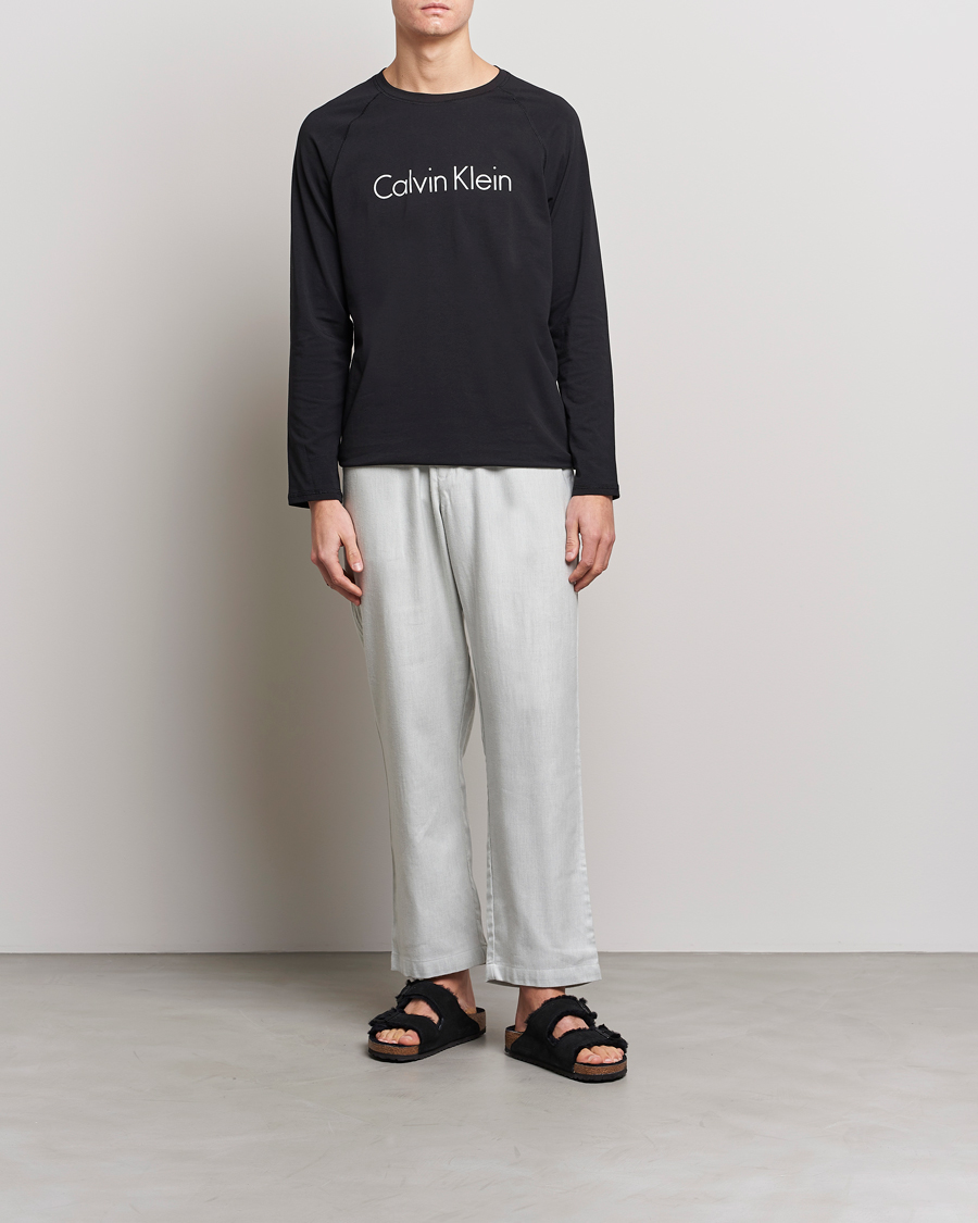 Herre | Pyjamaser og badekåper | Calvin Klein | Logo Long Sleeve Pyjama Set Black/White