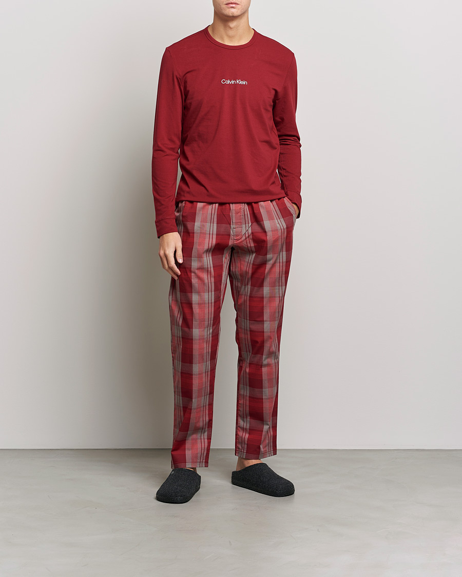Herre | Pyjamaser og badekåper | Calvin Klein | Logo Long Sleeve Checked Pyjama Set Red