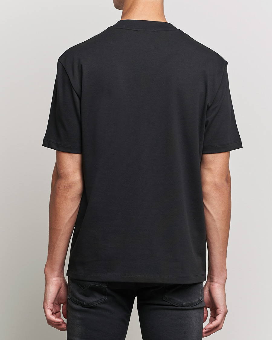 Herre | T-Shirts | HUGO | Dosmos Logo Crew Neck T-Shirt Black