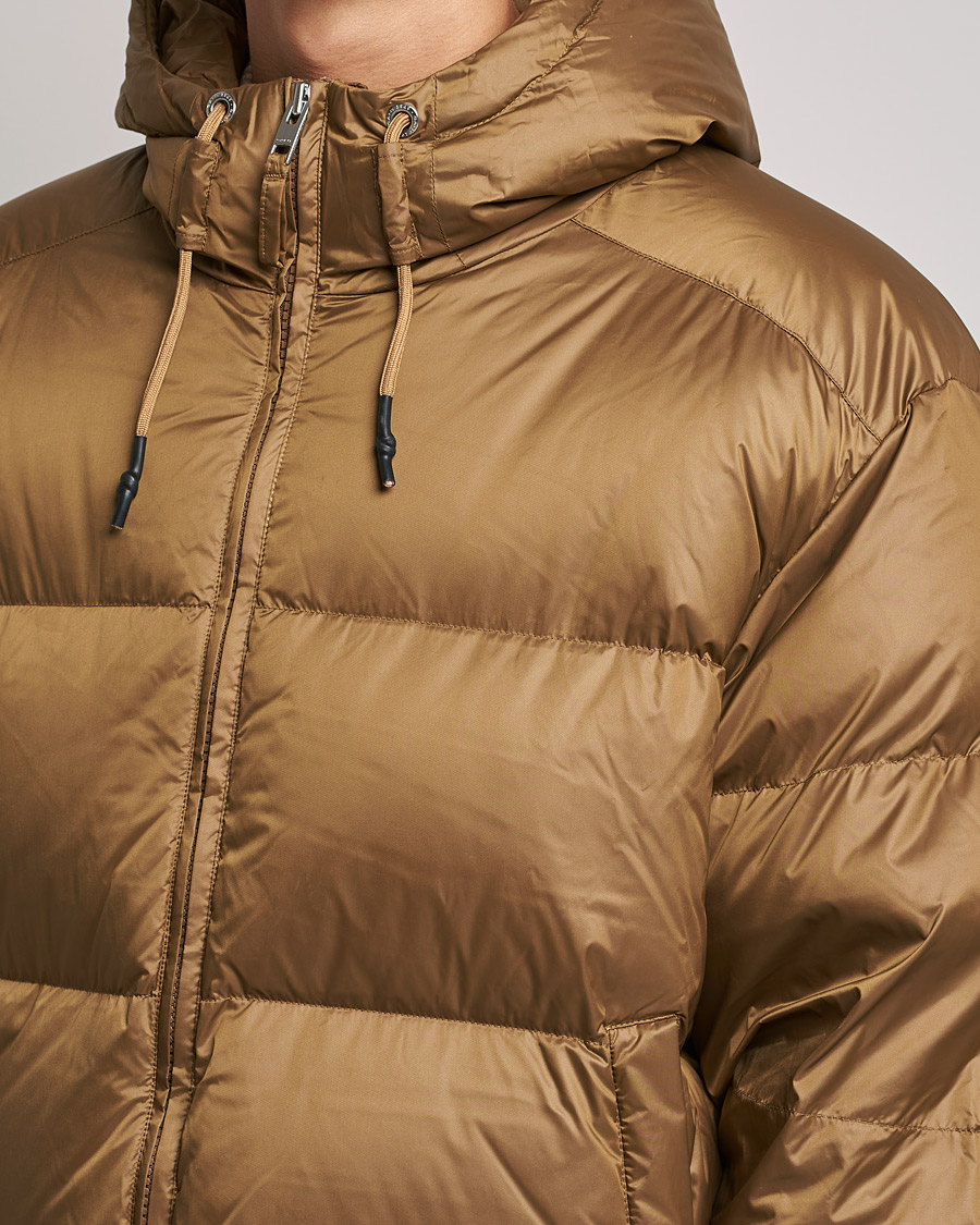 Herre | Jakker | GANT | Shiny Puffer Hooded Jacket Toffee Beige