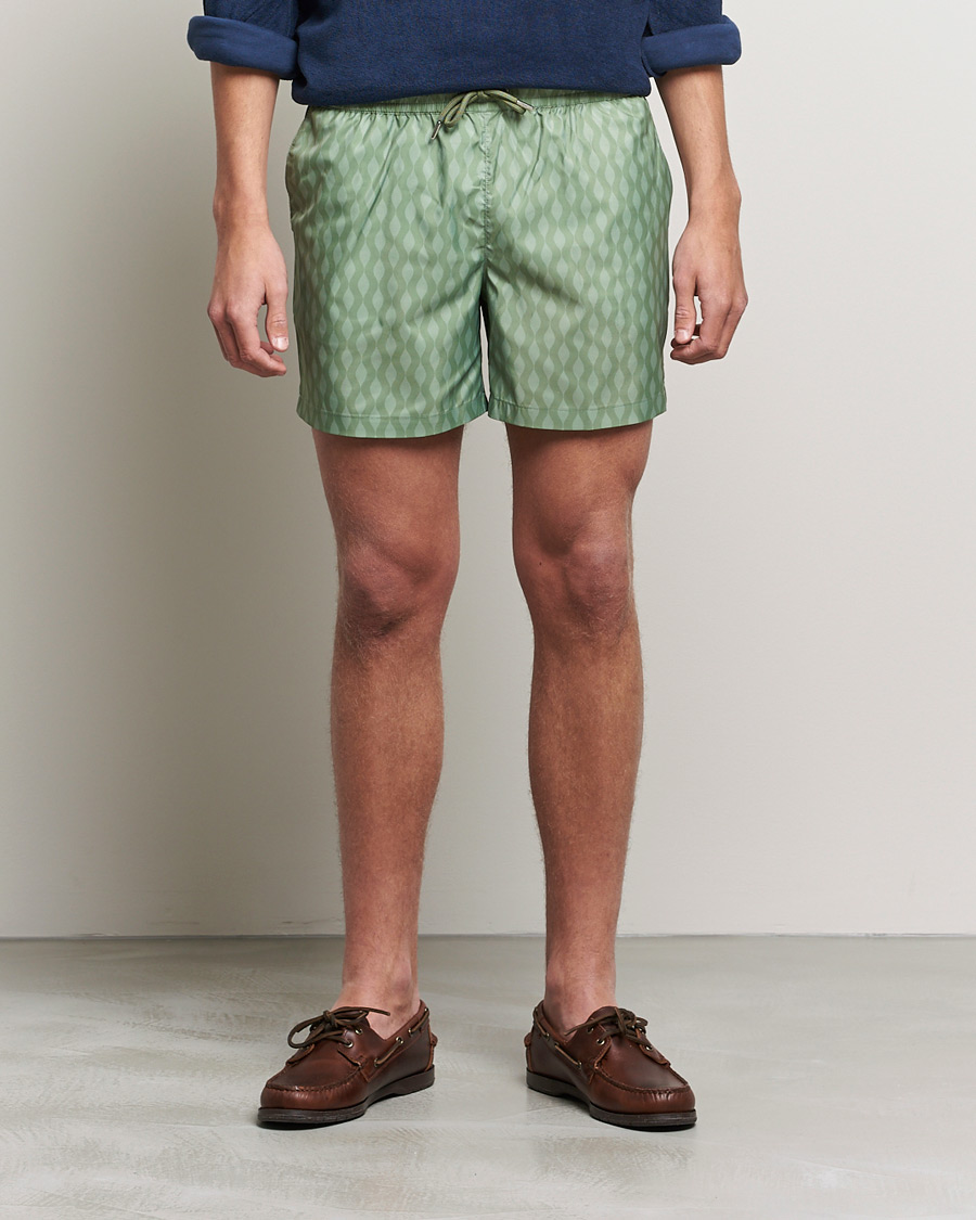 Herre |  | The Resort Co | Classic Swimshorts Green Waves