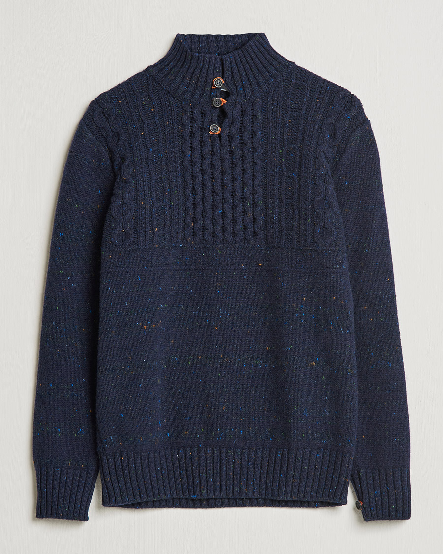 Inis Meáin Wool/Cashmere Máirtín Beag Galánta Button Neck Navy hos CareOfCa