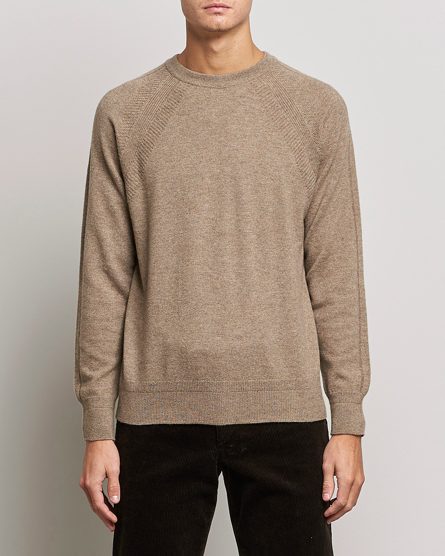 Herre | Johnstons of Elgin | Johnstons of Elgin | Seamless Cashmere Roundneck Otter