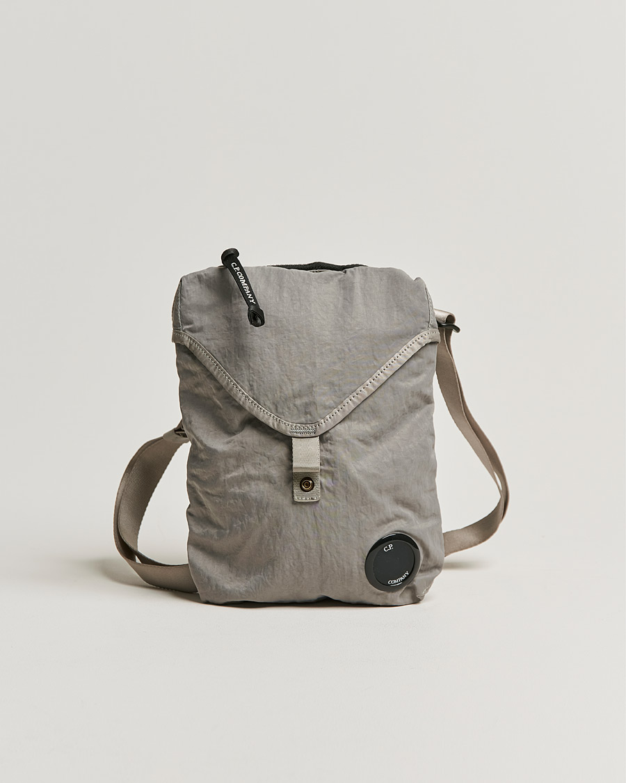 Herre | C.P. Company Nylon B Shoulder Bag Grey | C.P. Company | Nylon B Shoulder Bag Grey