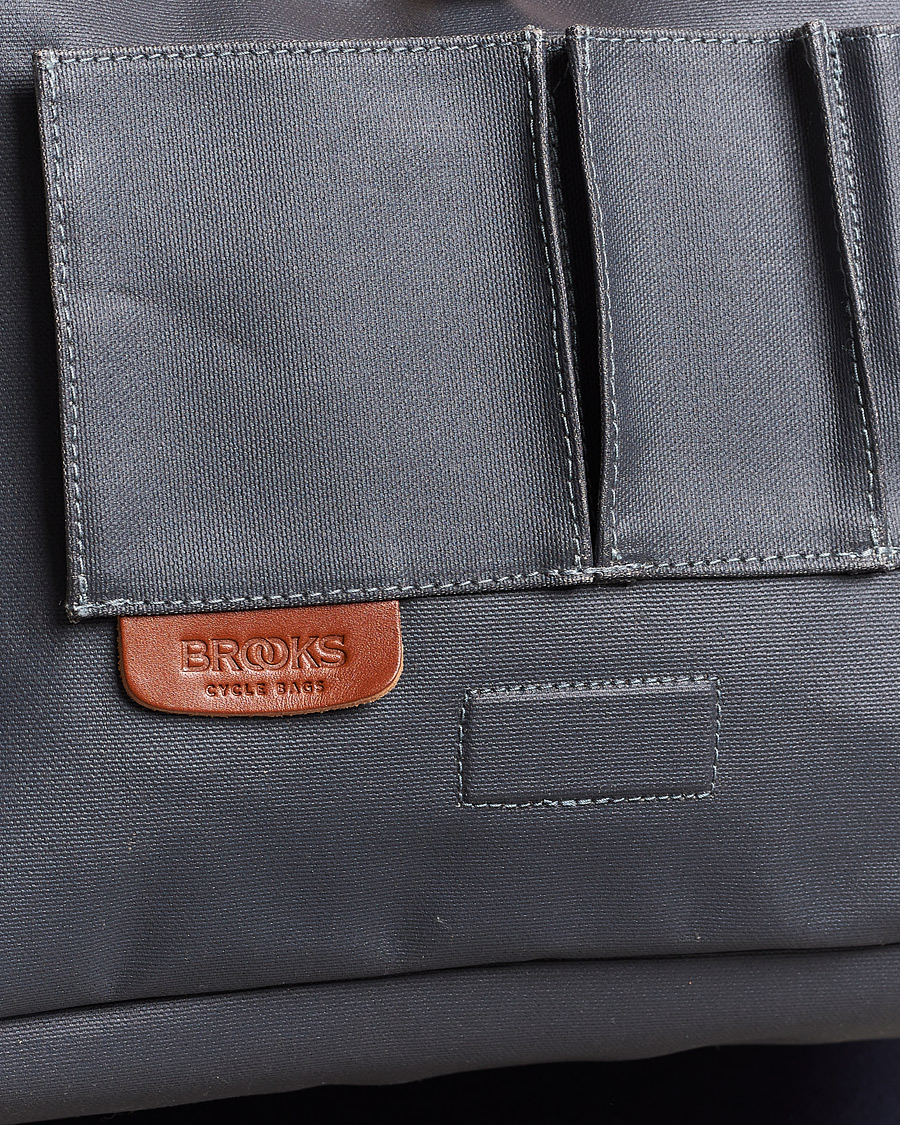 Herre | Brooks England Barbican Cotton Canvas 13L Shoulder Bag Grey | Brooks England | Barbican Cotton Canvas 13L Shoulder Bag Grey