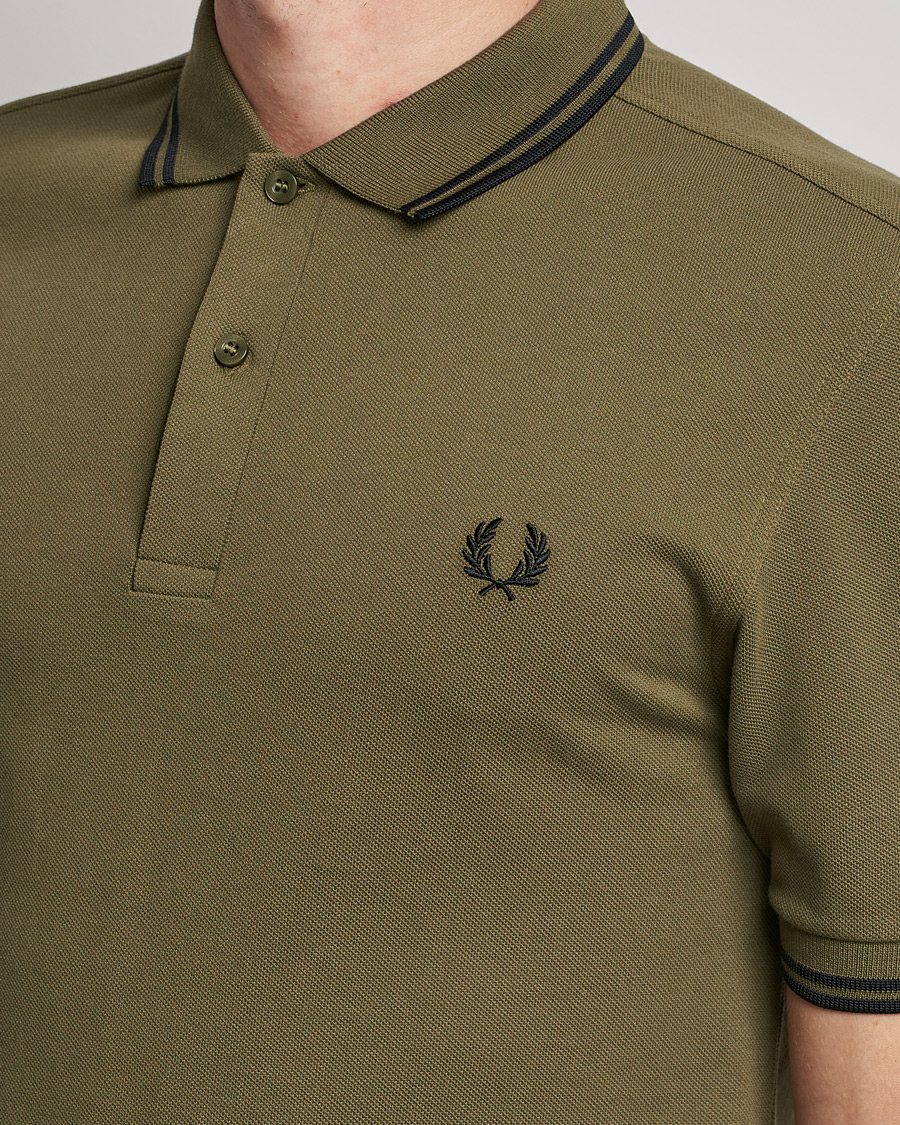 Herre | Pikéer | Fred Perry | Twin Tipped Shirt Uniform Green