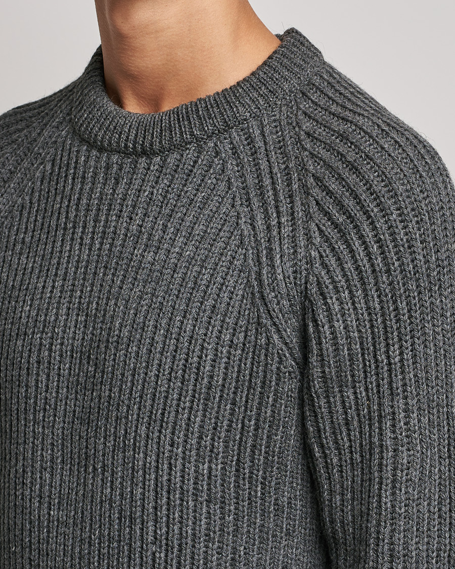 Herre | Gensere | Gloverall | Fisherman Rib Chunky Wool Crew Neck Grey