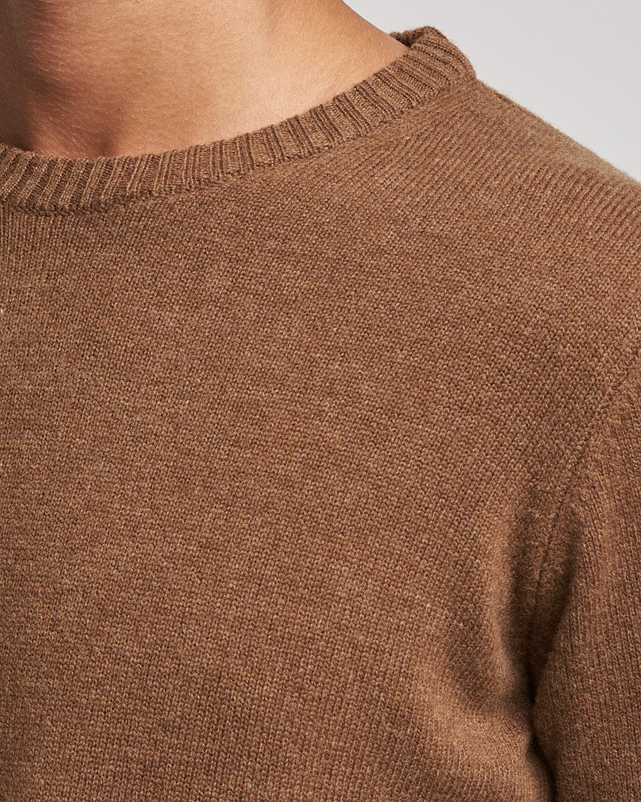 Herre | Gensere | Oscar Jacobson | Emerson Patch Wool Roundneck Brown