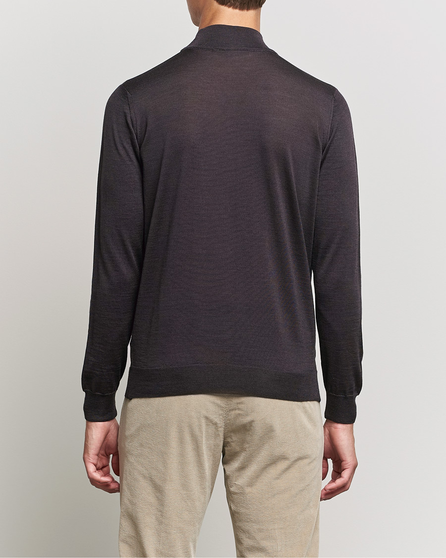 Herre | Gensere | Oscar Jacobson | Hilton Extrafine Merino Mock Neck Brown