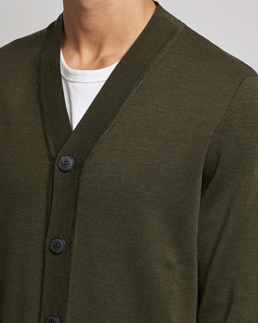 Herre | Gensere | Sunspel | Merino Milano Cardigan Dark Moss