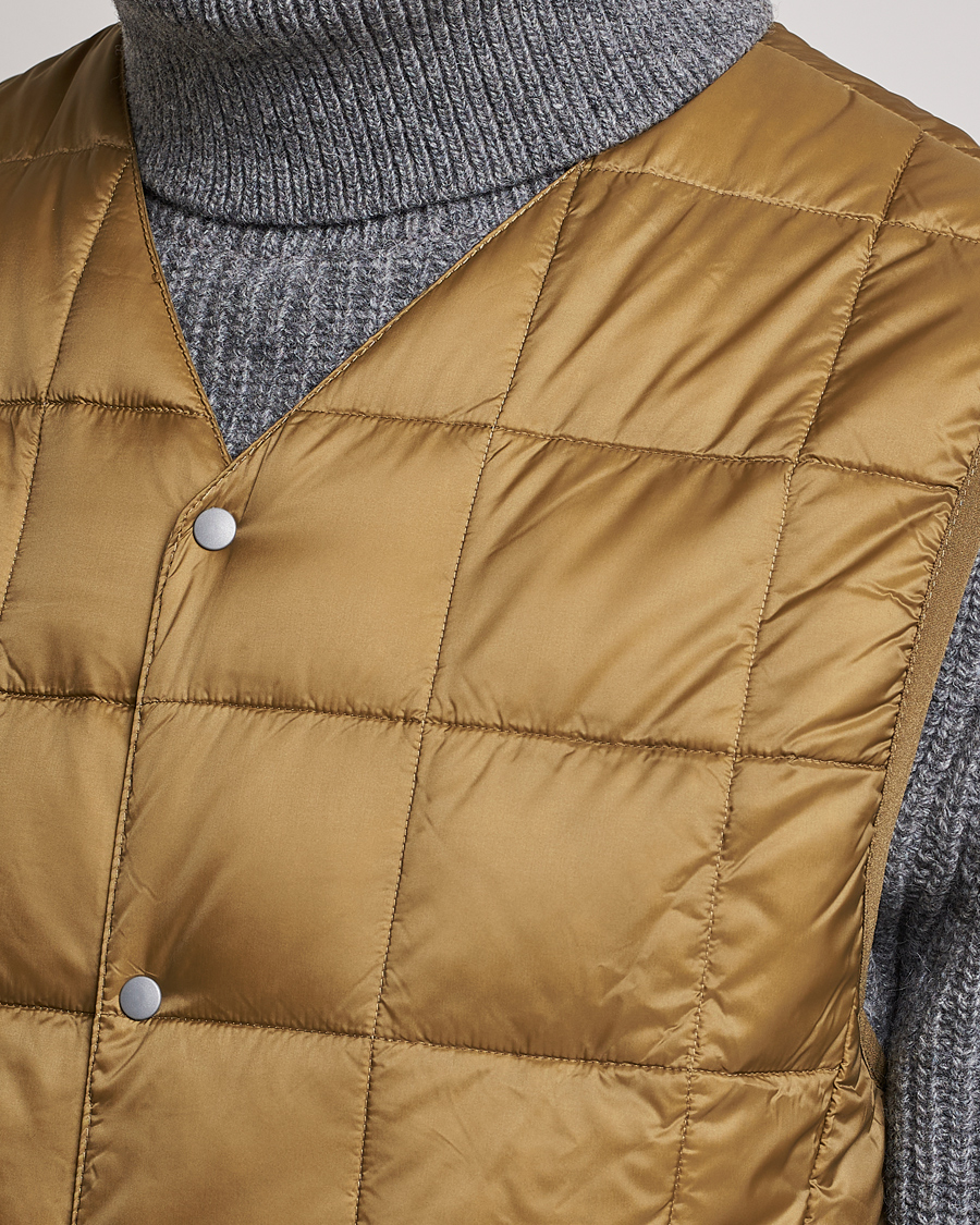 Herre | Jakker | TAION | V-Neck Lightweight Down Vest Beige