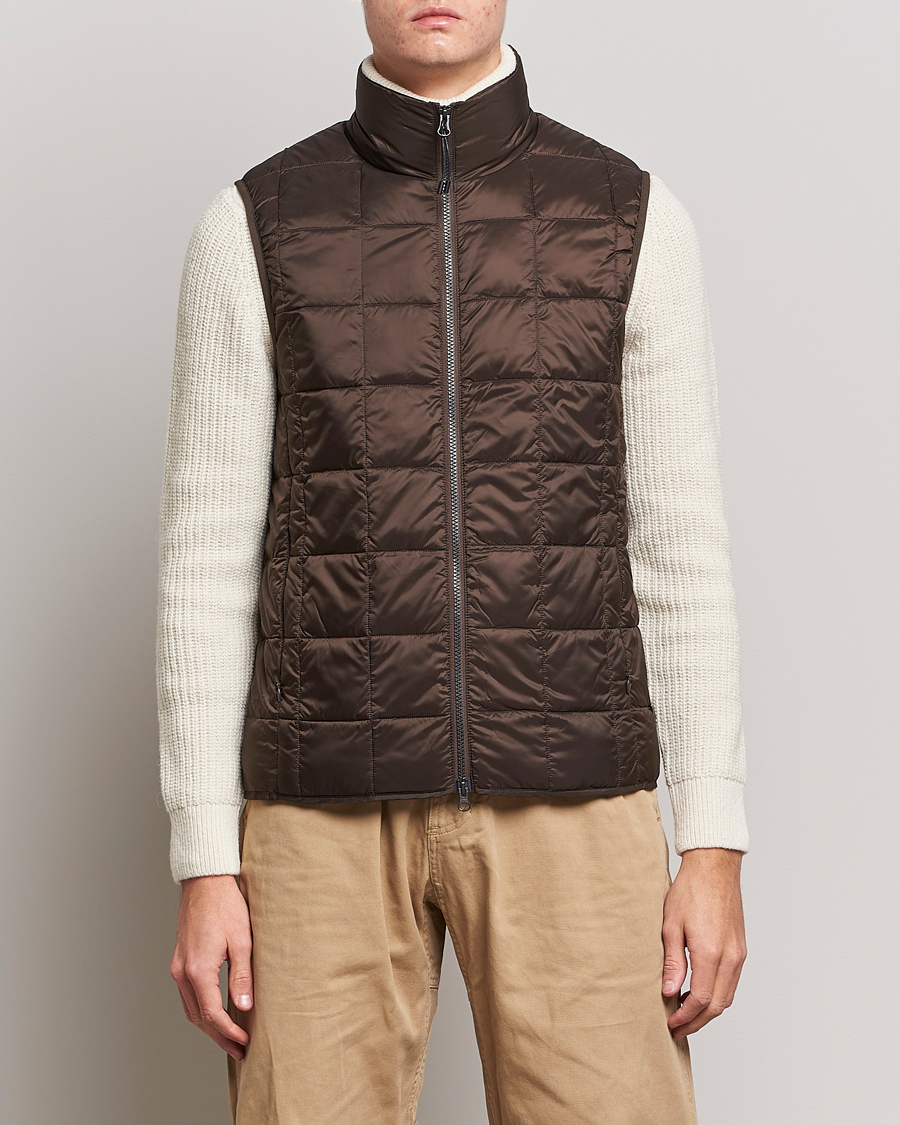 Herre | Jakker | TAION | High Neck Full Zip Lightweight Down Vest Dark Choco