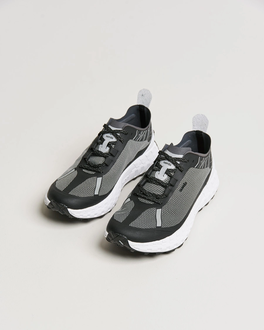 Herre | Svarte sneakers | Norda | 001 Running Sneakers Black/White