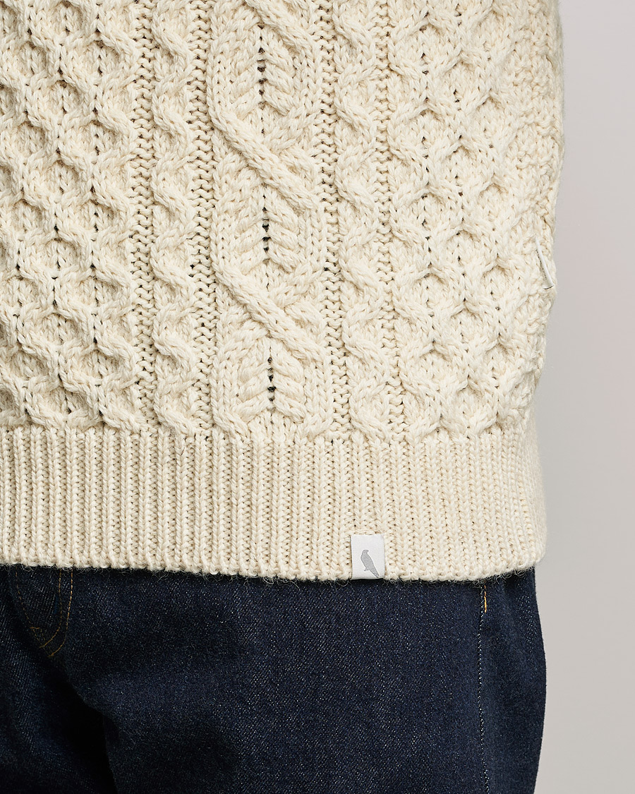 Herre | Gensere | Peregrine | Hudson Wool Aran Knitted Jumper Cream