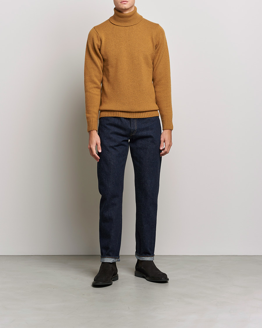 Herre | Gensere | Peregrine | Maker´s Stitch Merino Polo Wheat