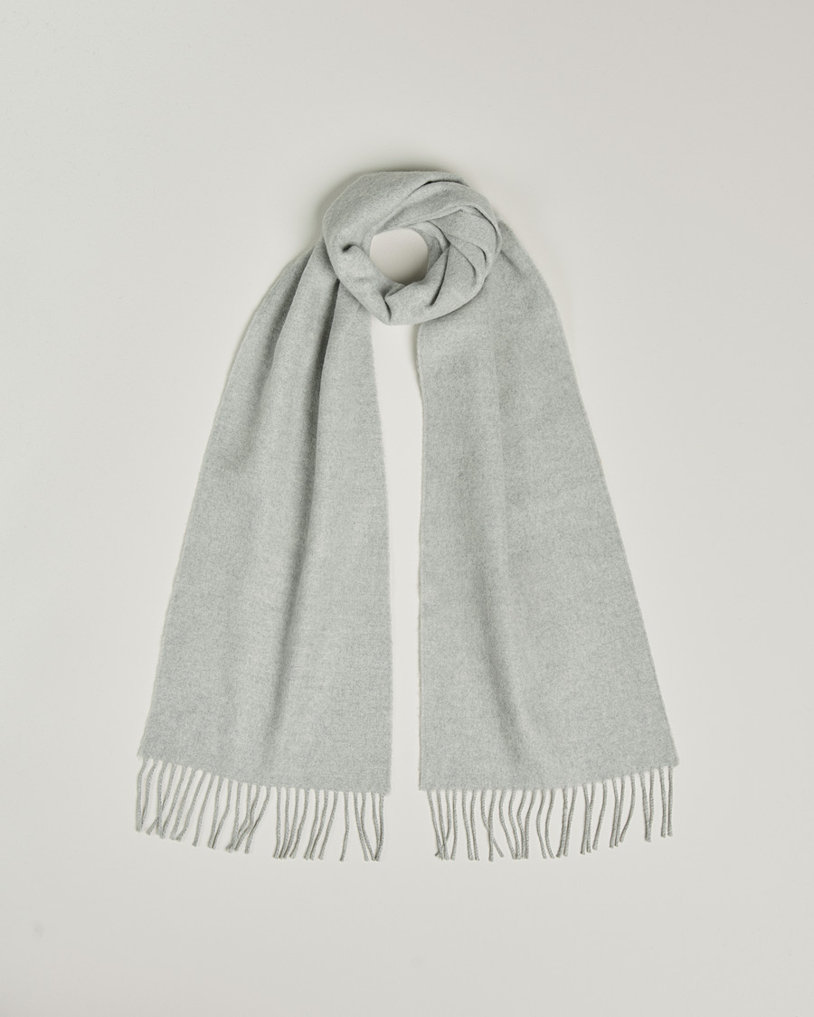 Herre | Begg & Co Vier Lambswool/Cashmere Solid Scarf Silver | Begg & Co | Vier Lambswool/Cashmere Solid Scarf Silver