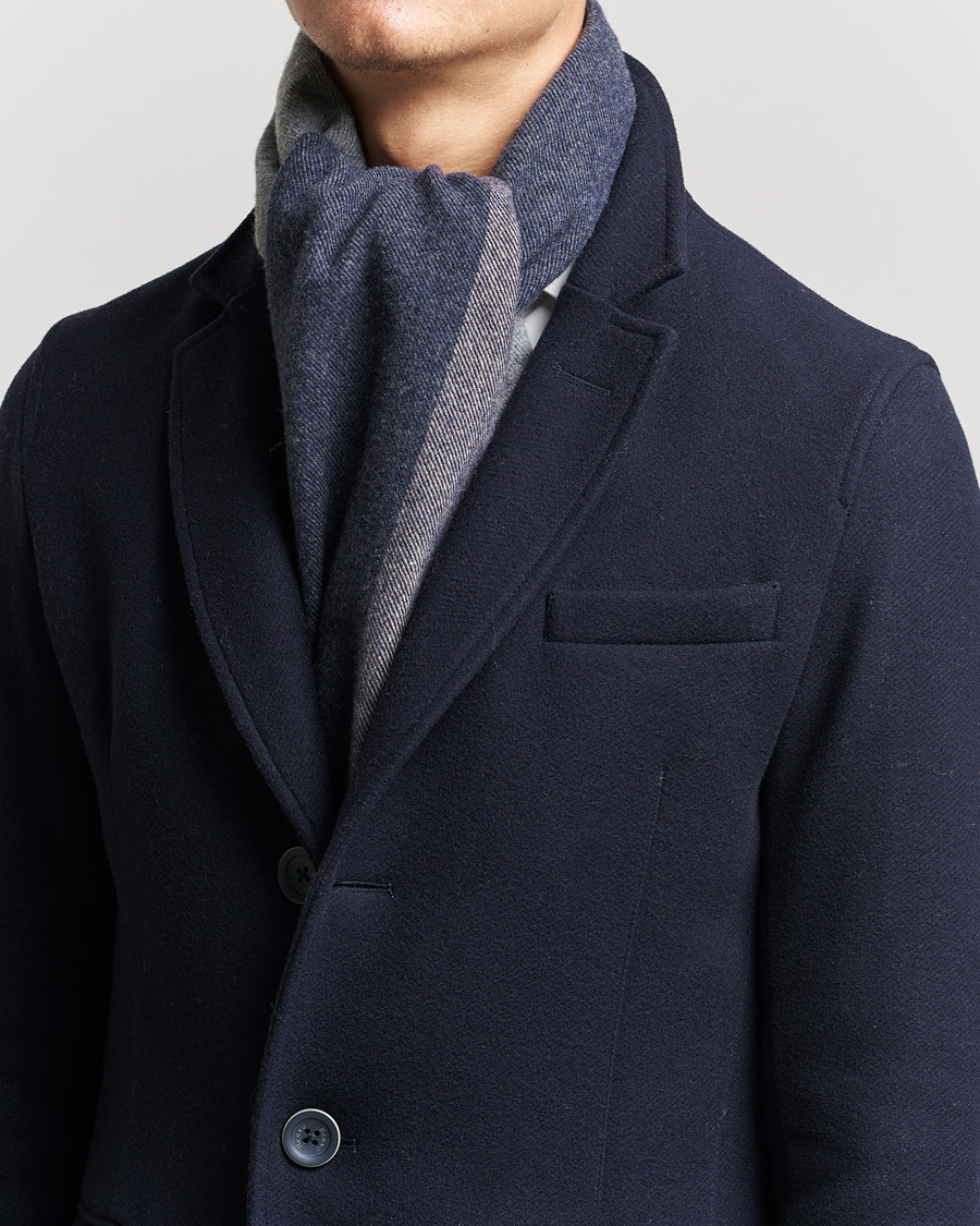 Herre | | Begg & Co | Brook Recycled Cashmere/Merino Scarf Navy