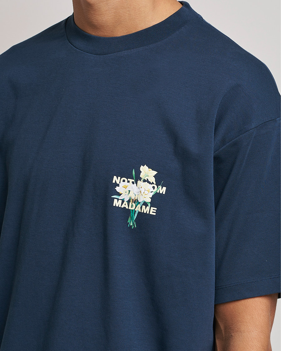 Herre | T-Shirts | Drôle de Monsieur | Fleur Slogan T-Shirt Navy