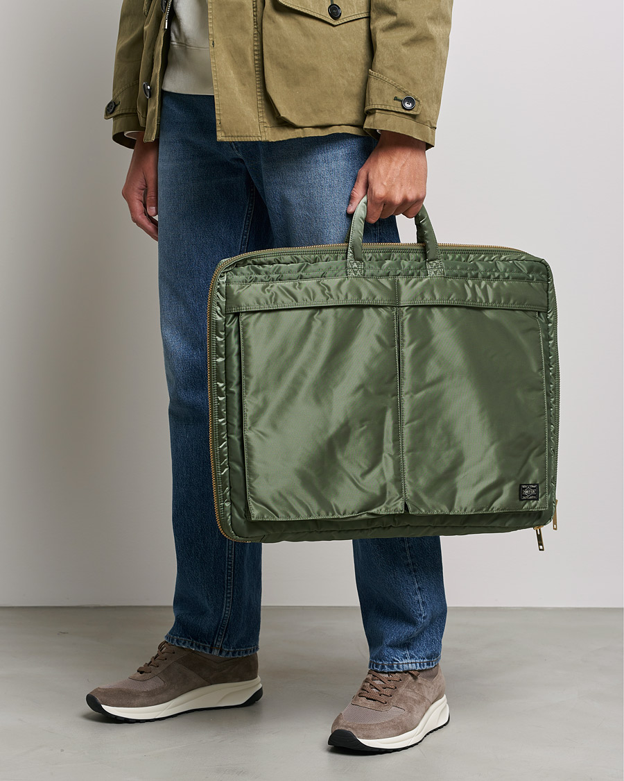 Herre | Porter-Yoshida & Co. Tanker Garment Bag Sage Green | Porter-Yoshida & Co. | Tanker Garment Bag Sage Green