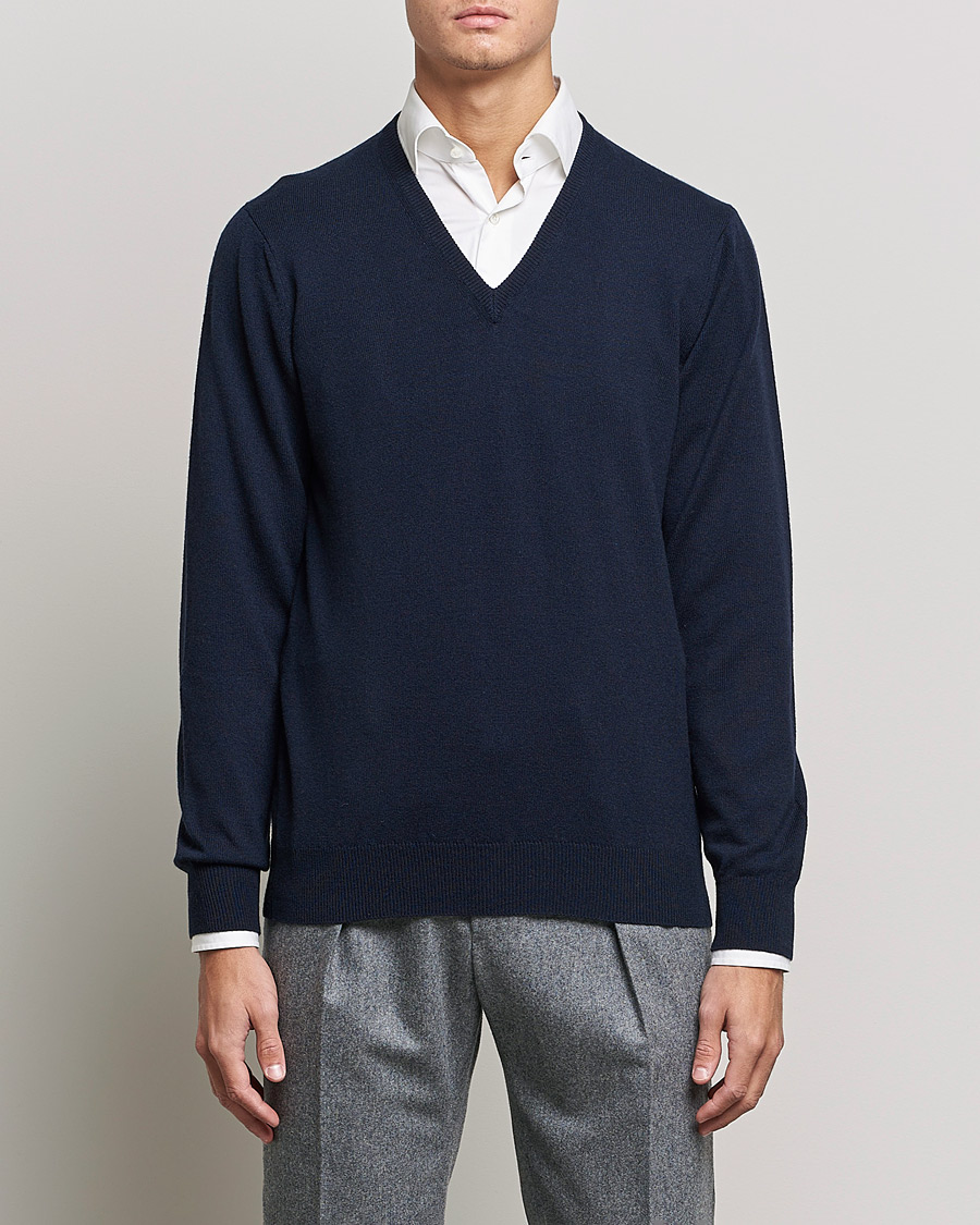 Herre | Pullovers v-hals | Piacenza Cashmere | Cashmere V Neck Sweater Navy