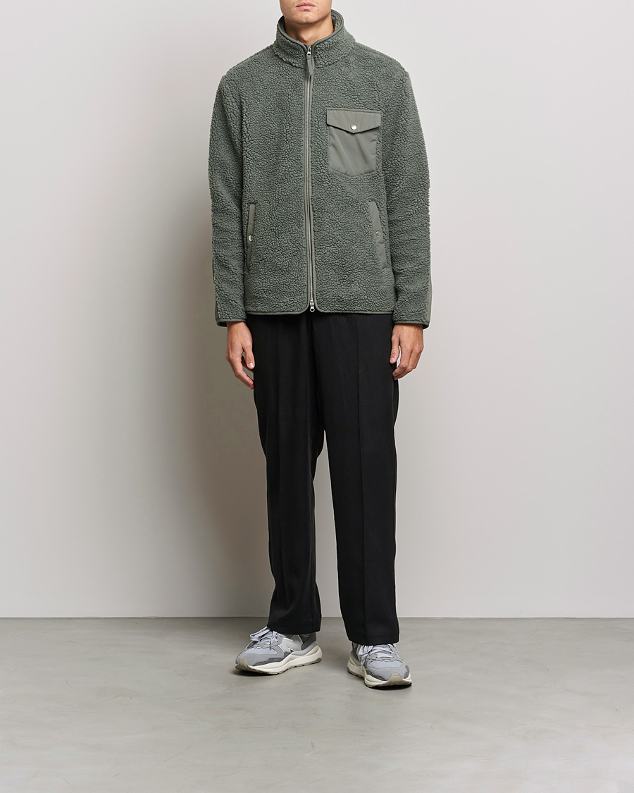 Herre | Gensere | A Day's March | Tone Pile Fleece Jacket Dusty Green