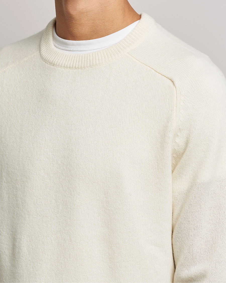 Herre | Gensere | A Day's March | Brodick Lambswool Sweater Off White