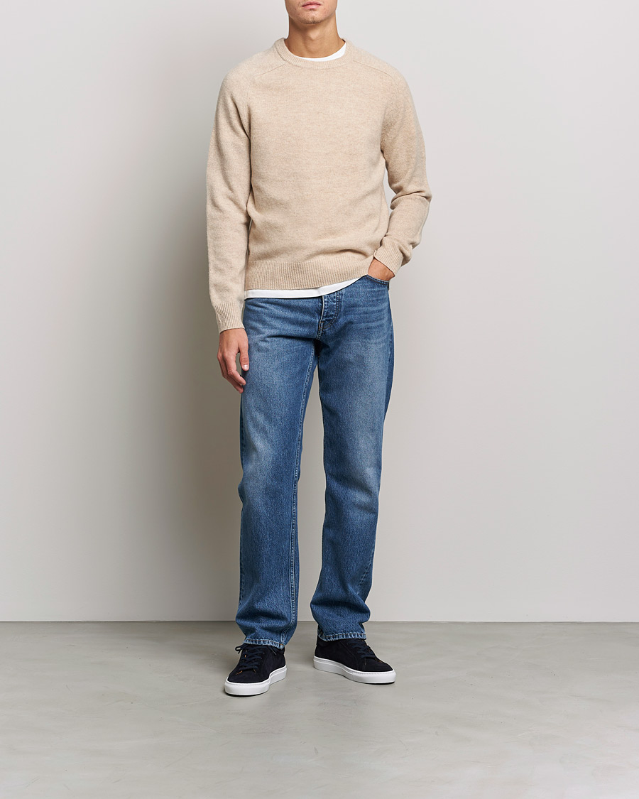 Herre | Gensere | A Day's March | Brodick Lambswool Sweater Sand Melange