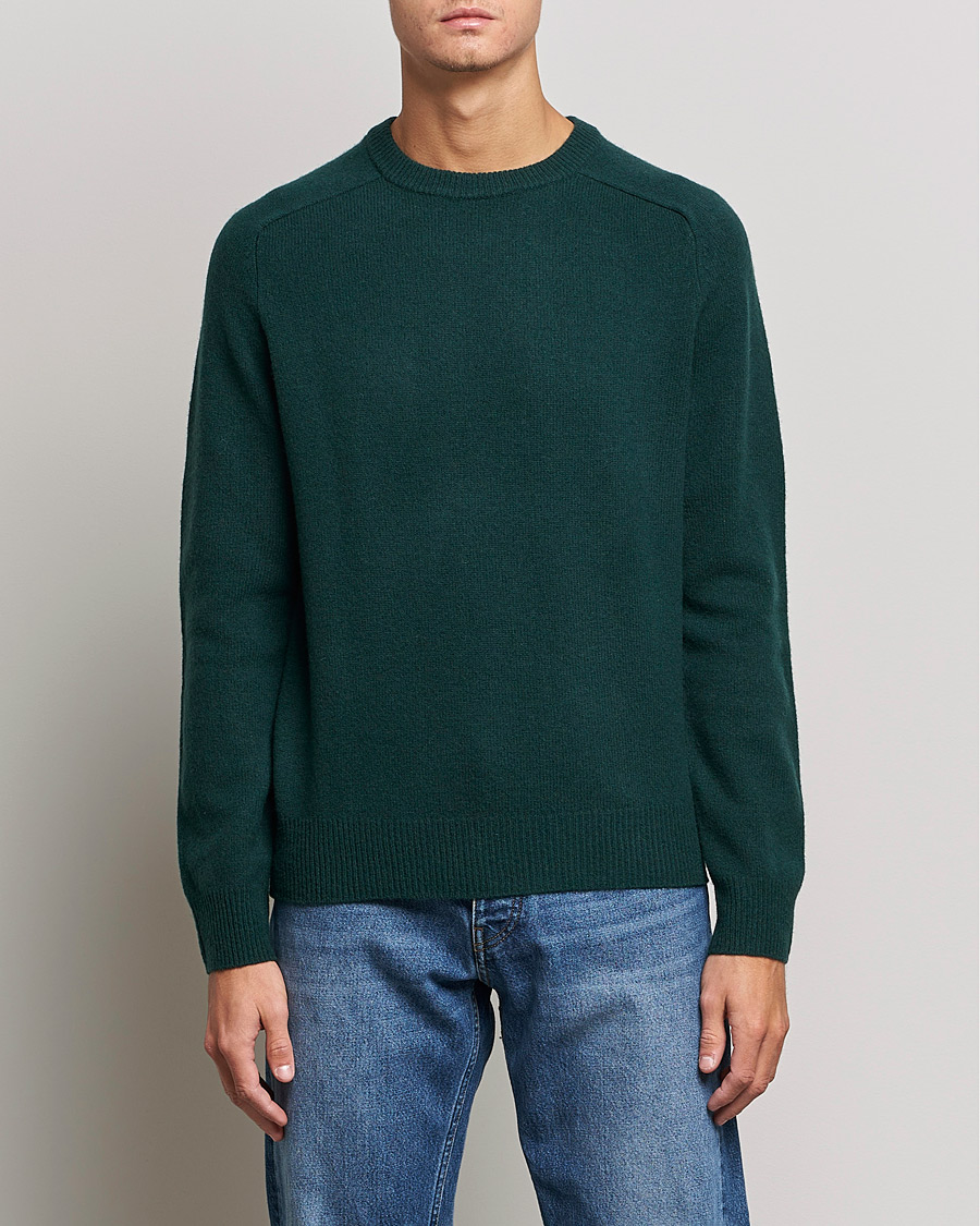 Herre | Gensere | A Day's March | Brodick Lambswool Sweater Bottle Green