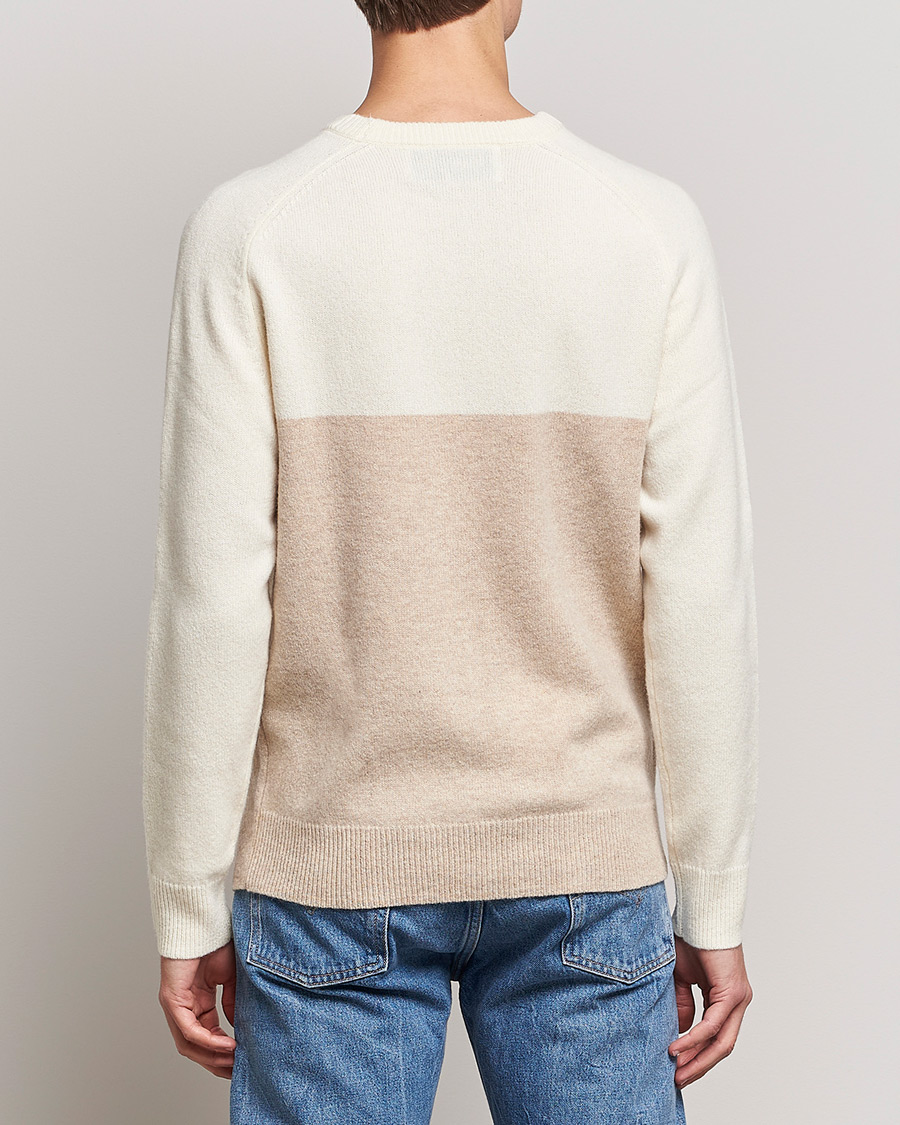 Herre | Gensere | A Day's March | Brodick Block Lambswool Sweater Sand/Off White