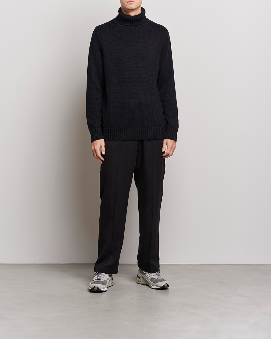 Herre | Gensere | A Day's March | Forres Cotton/Cashmere Rollneck Black