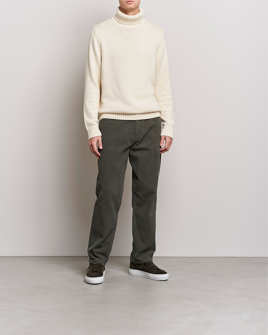 Herre | Business & Beyond | A Day's March | Forres Cotton/Cashmere Rollneck Off White