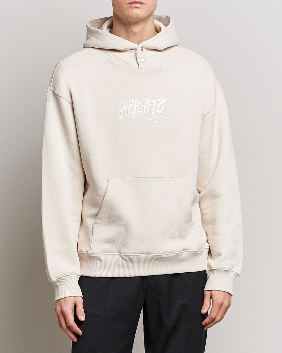 Herre |  | Axel Arigato | Arigato Tag Hoodie Pale Beige
