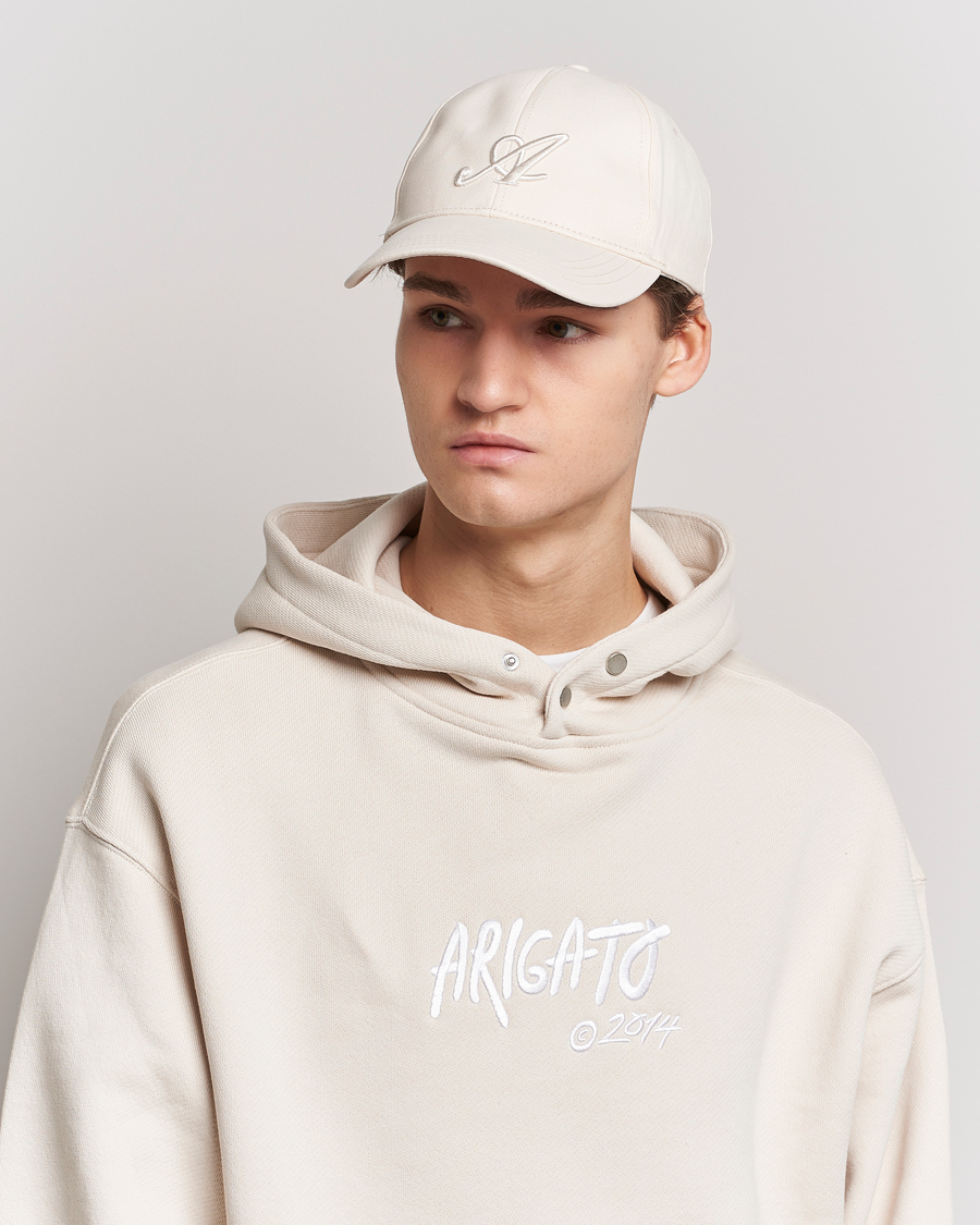 Herre | Axel Arigato Signature Cap Ecru/Black | Axel Arigato | Signature Cap Ecru/Black