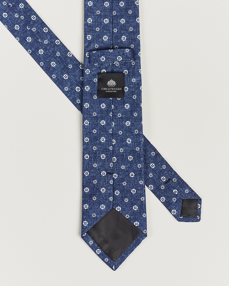 Herre | Amanda Christensen Box Set Printed Linen 8cm Tie With Pocket Square Navy | Amanda Christensen | Box Set Printed Linen 8cm Tie With Pocket Square Navy