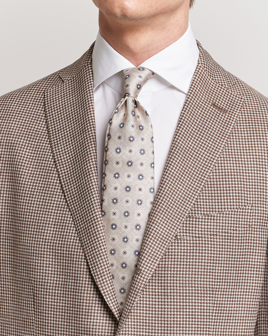 Herre |  | Amanda Christensen | Silk Oxford Printed Flower 8cm Tie Cream
