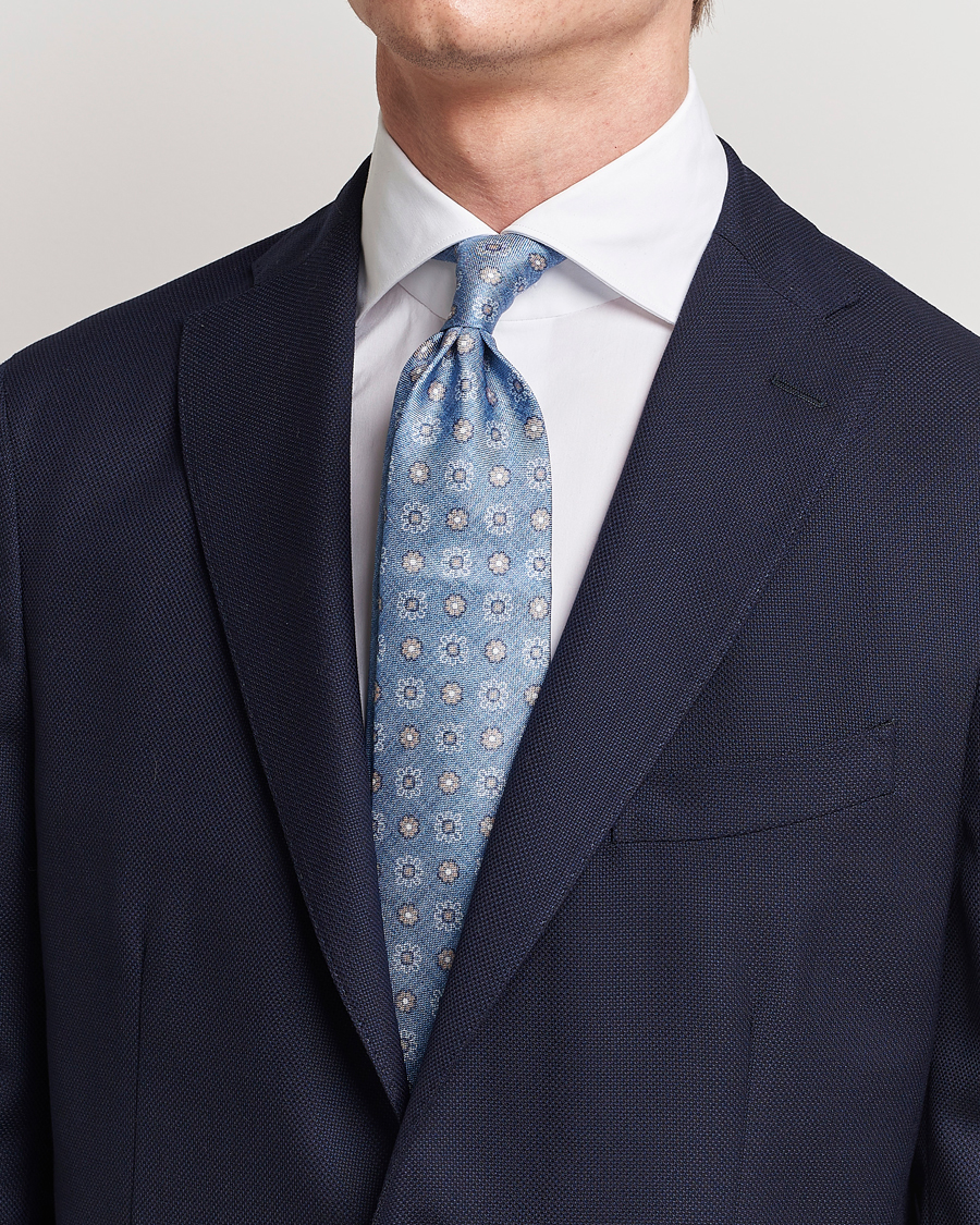 Herre |  | Amanda Christensen | Silk Oxford Printed Flower 8cm Tie Blue