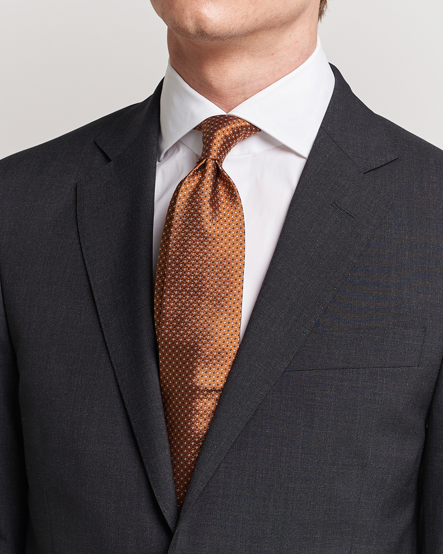Herre | Amanda Christensen Silk Micro Printed 8cm Tie Rust Orange | Amanda Christensen | Silk Micro Printed 8cm Tie Rust Orange
