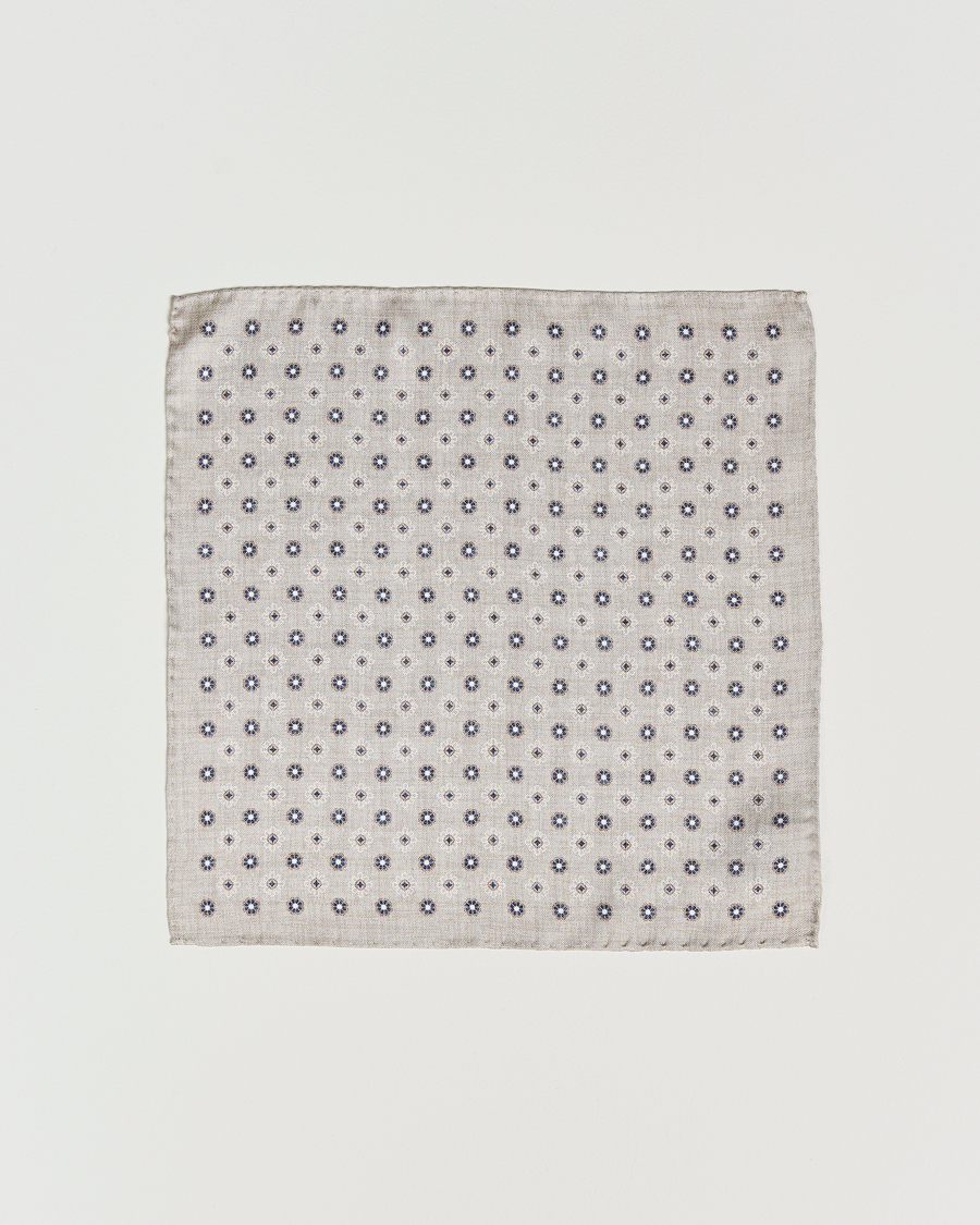Herre | Amanda Christensen Silk Oxford Printed Flower Porcket Square Cream | Amanda Christensen | Silk Oxford Printed Flower Porcket Square Cream