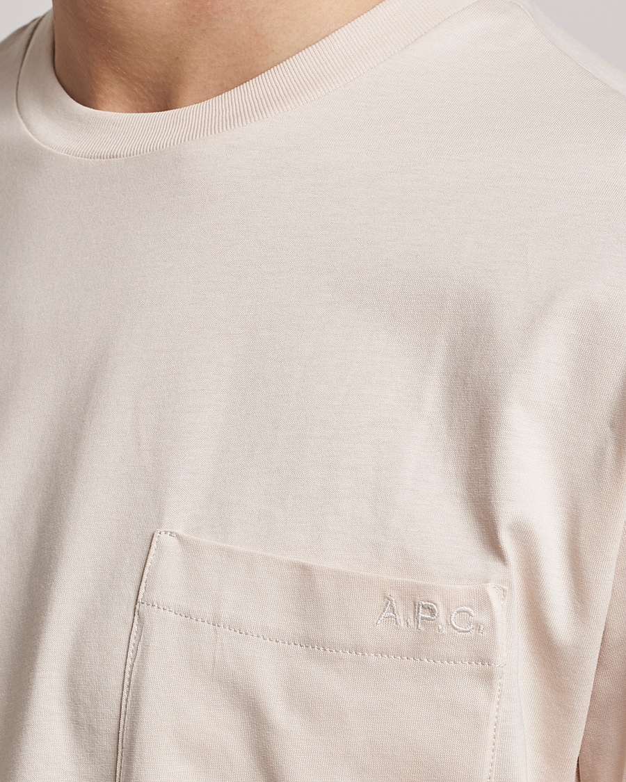 Herre | T-Shirts | A.P.C. | Short Sleeve Pocket T-Shirt Ecru