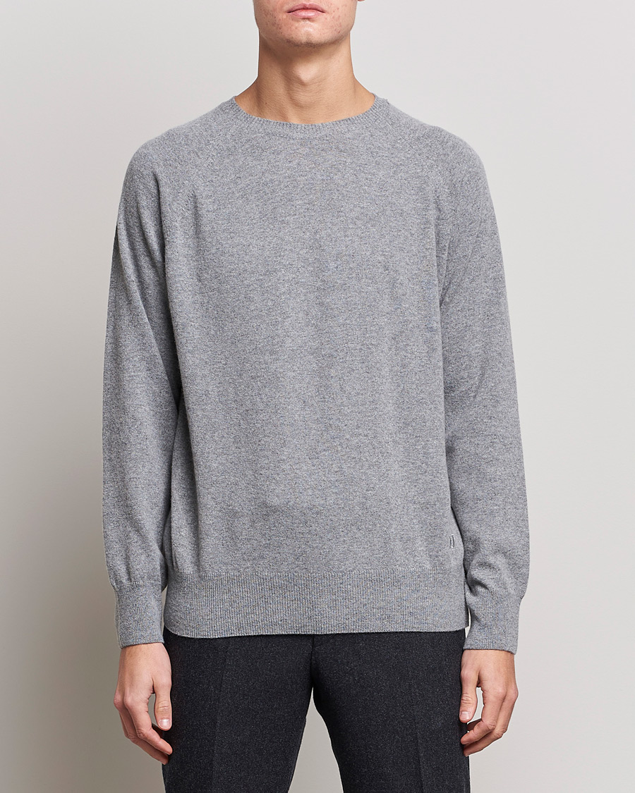 Herre | Gensere | Oscar Jacobson | Gustaf Lambswool Raglan Crew Neck Light Grey