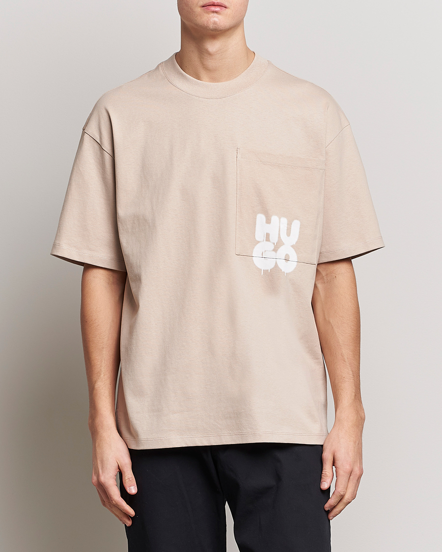Herre | T-Shirts | HUGO | Dampato Logo Pocket Crew Neck T-Shirt Light Beige